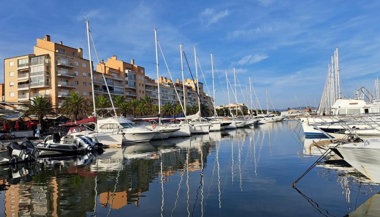 Studio Proche Port Et Plages, Piscine Hyères Exteriér fotografie
